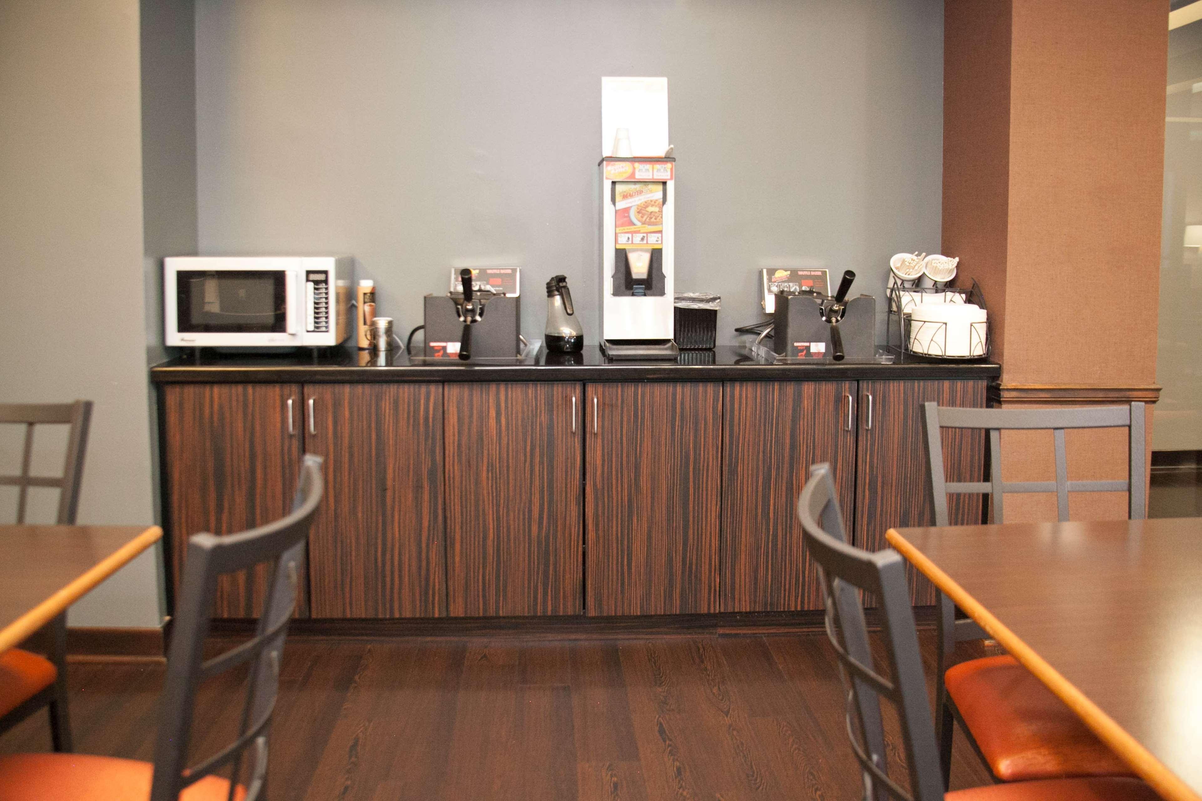 Hotel Western Olathe